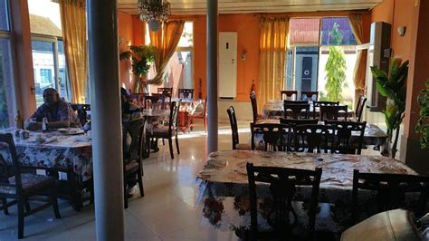 Kananga Hotels from S$28 .